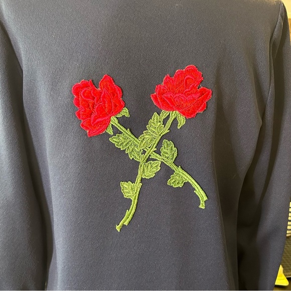 Vintage Rose Applique Button Down Blouse - Picture 5 of 7